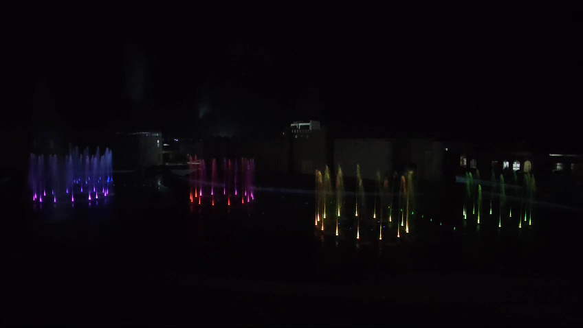 Renkli Fıskiye Gösterisi